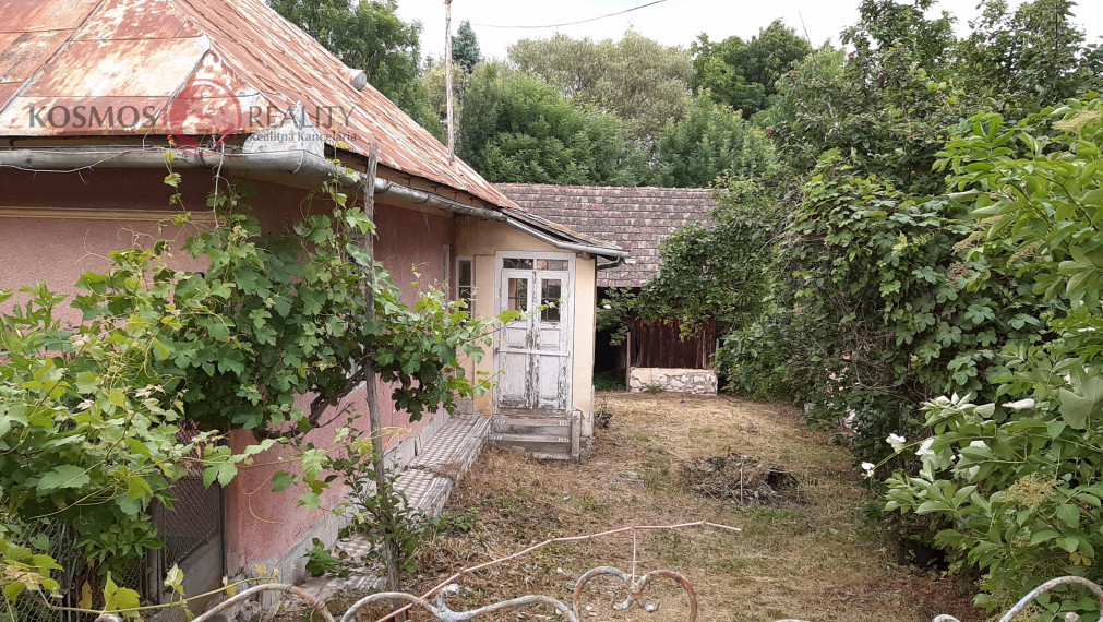 Predáme pozemok v obci Füzérkomlós - Maďarsko