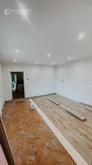 PREDÁM RD v obci Dvorníky Včeláre s veľkým pozemkom