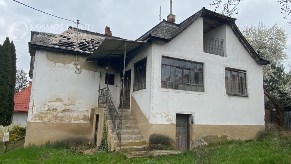 ZNÍŽENÁ CENA - PREDAJ Dom vhodný na kompletnú rekonštrukciu, Kuzmice
