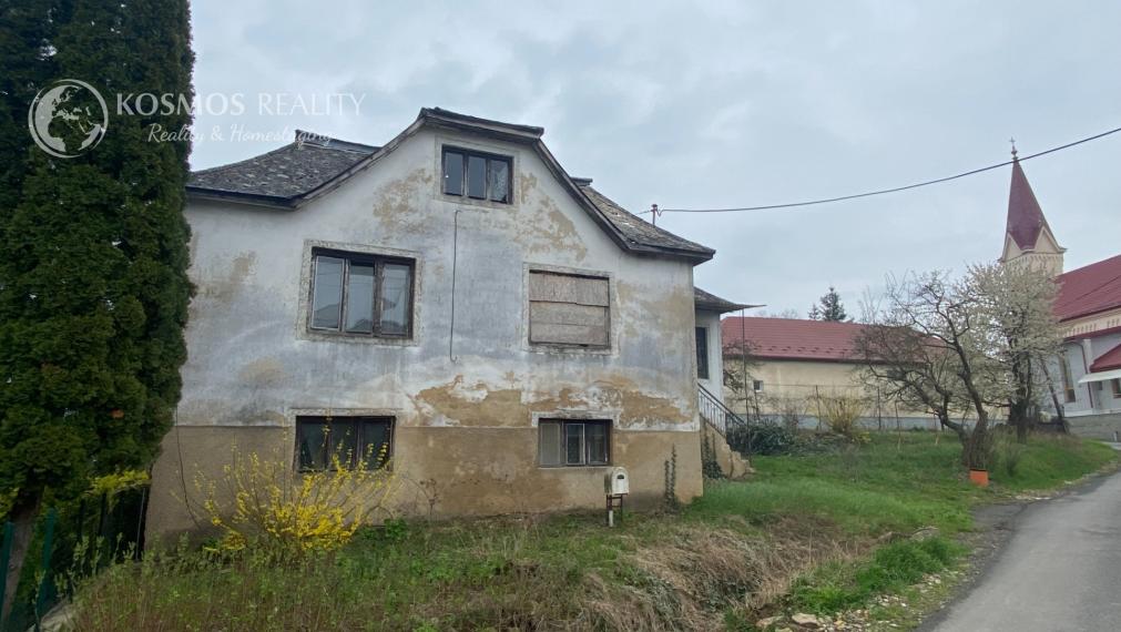 ZNÍŽENÁ CENA - PREDAJ Dom vhodný na kompletnú rekonštrukciu, Kuzmice