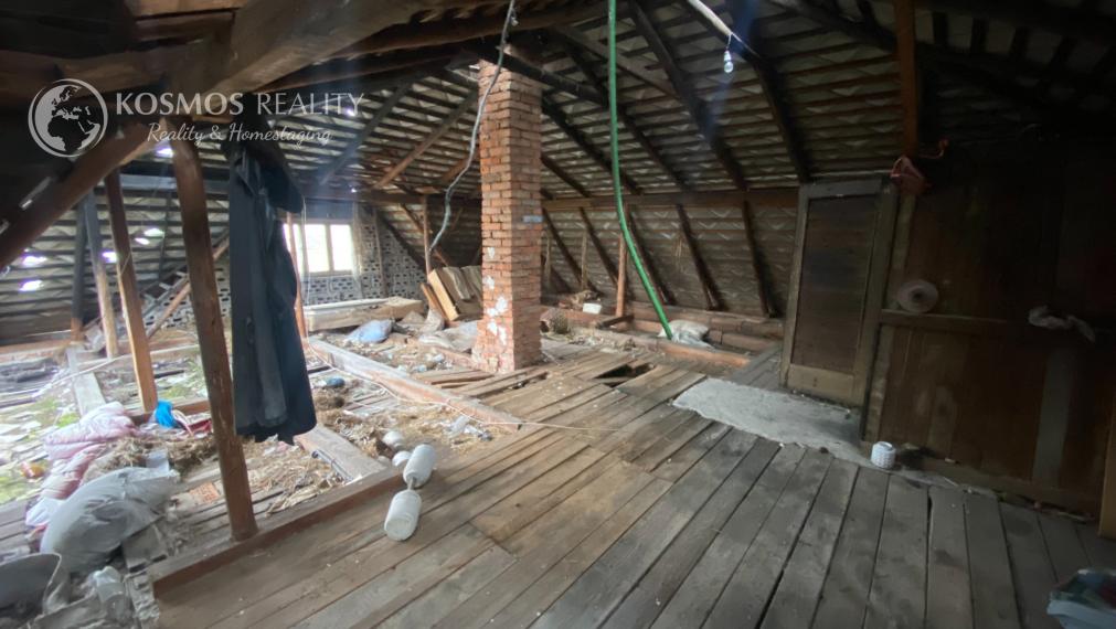 ZNÍŽENÁ CENA - PREDAJ Dom vhodný na kompletnú rekonštrukciu, Kuzmice