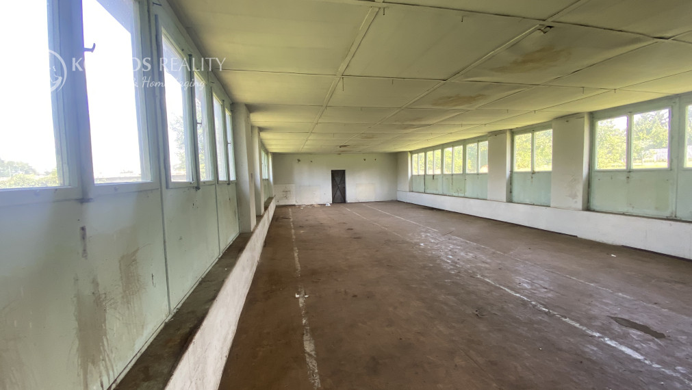 PREDAJ Budova Gönc, Maďarsko