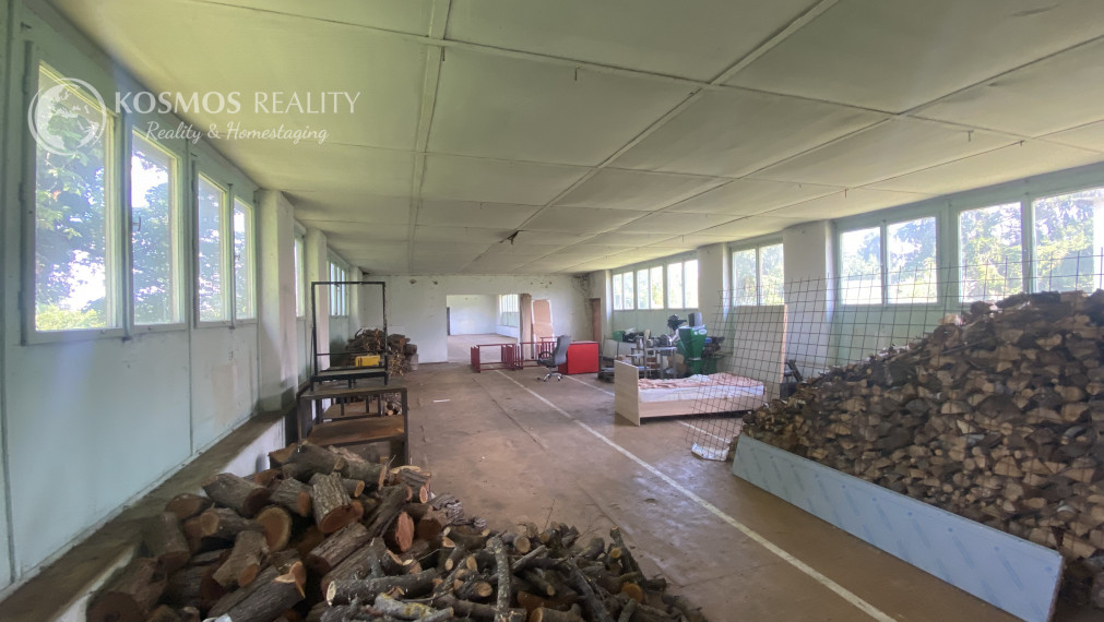 PREDAJ Budova Gönc, Maďarsko