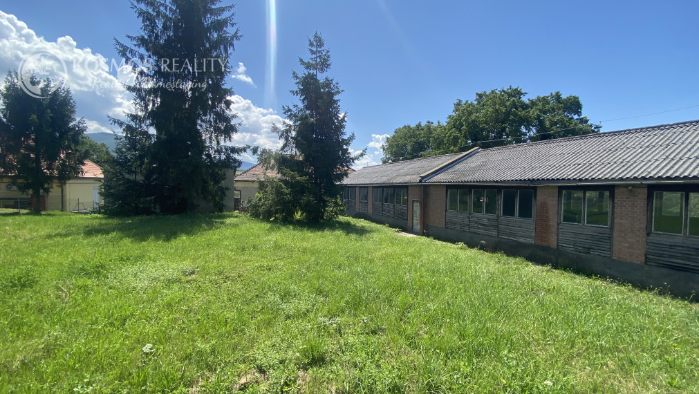 PREDAJ Budova Gönc, Maďarsko