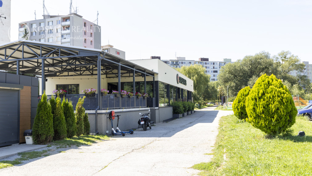 REZERVOVANÉ - Na predaj 4 izbový byt, Uralská, Košice
