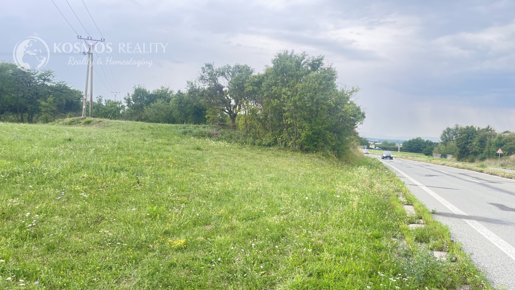 Na predaj stavebný pozemok na Šírave