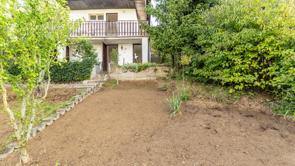 REZERVOVANÉ - Na predaj záhrada s murovanou chatou – Košice-Ťahanovce, záhradkárska oblasť Pod Vinicami