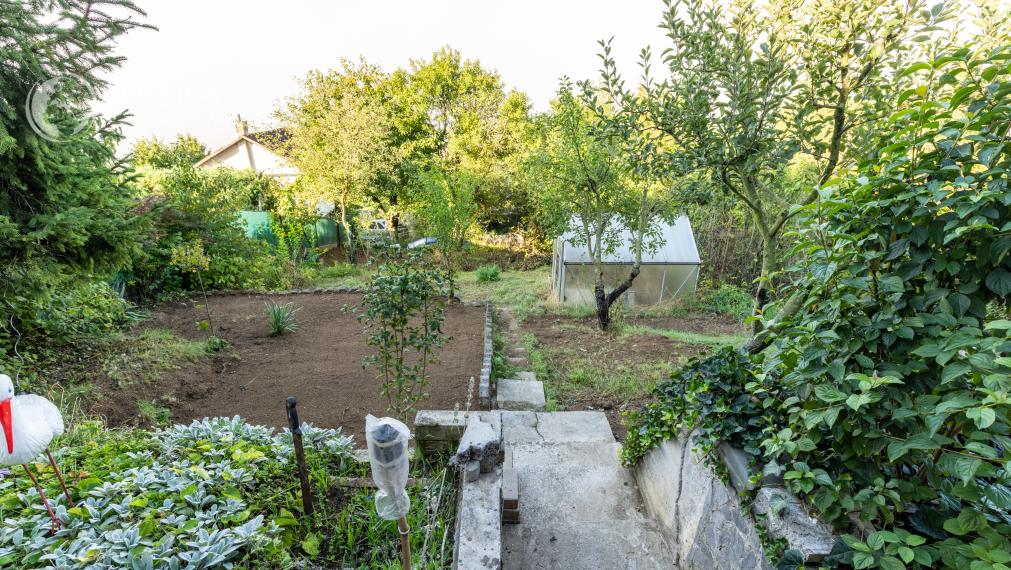 REZERVOVANÉ - Na predaj záhrada s murovanou chatou – Košice-Ťahanovce, záhradkárska oblasť Pod Vinicami