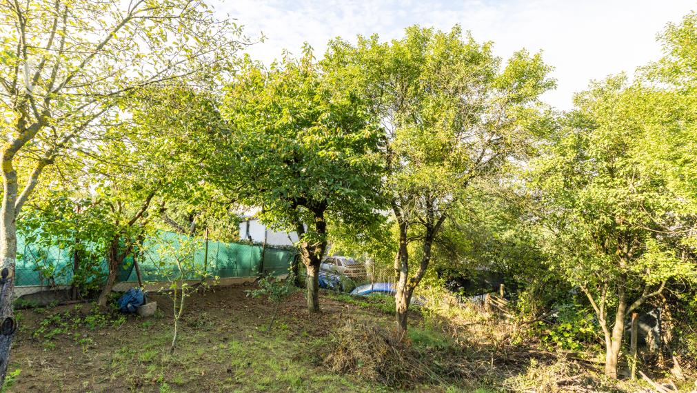 REZERVOVANÉ - Na predaj záhrada s murovanou chatou – Košice-Ťahanovce, záhradkárska oblasť Pod Vinicami