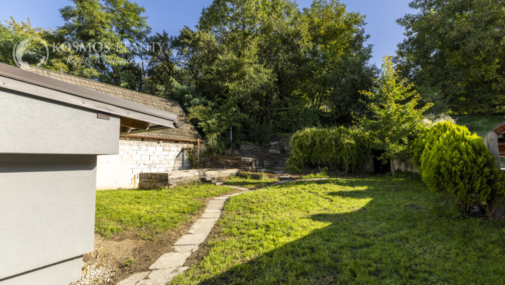 Rodinný dom s veľkým pozemkom a dušou, Nižná Hutka