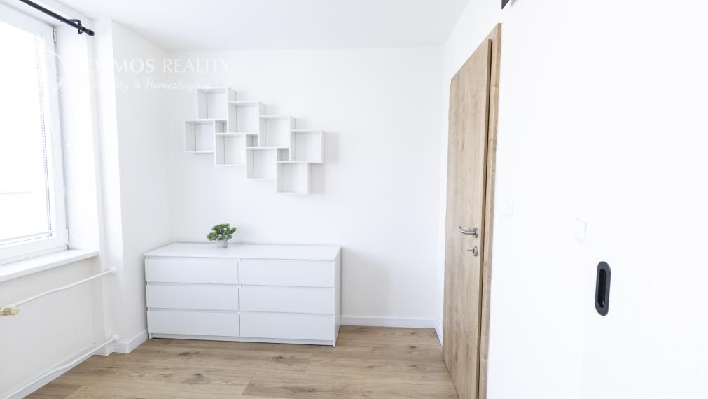 Na PRENÁJOM menší 3i byt na ul Tomášikova