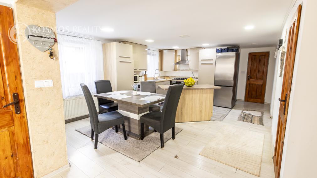 Na PREDAJ 5i RD v obci Milhosť