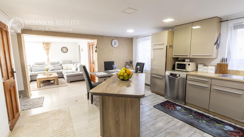 Na PREDAJ 5i RD v obci Milhosť