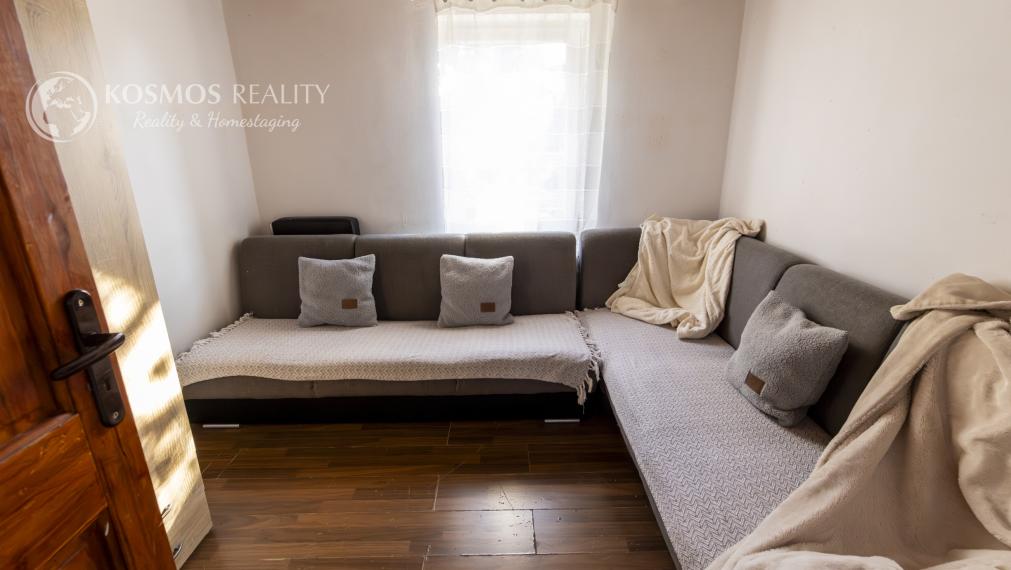 Na PREDAJ 5i RD v obci Milhosť