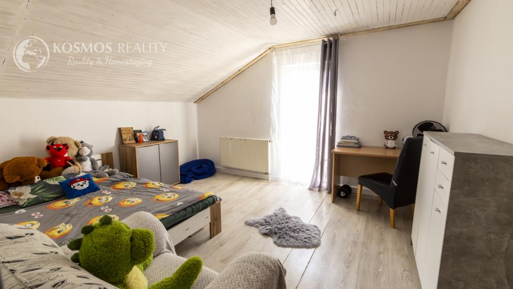 Na PREDAJ 5i RD v obci Milhosť