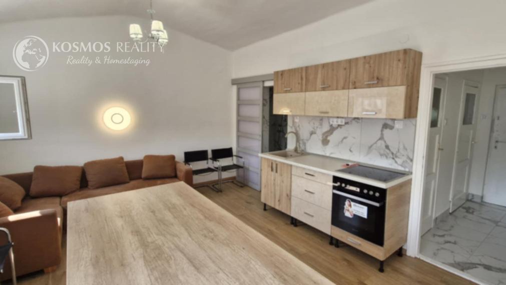 PREDAJ 1 a 1/2 izbový byt, Holloháza, Maďarsko