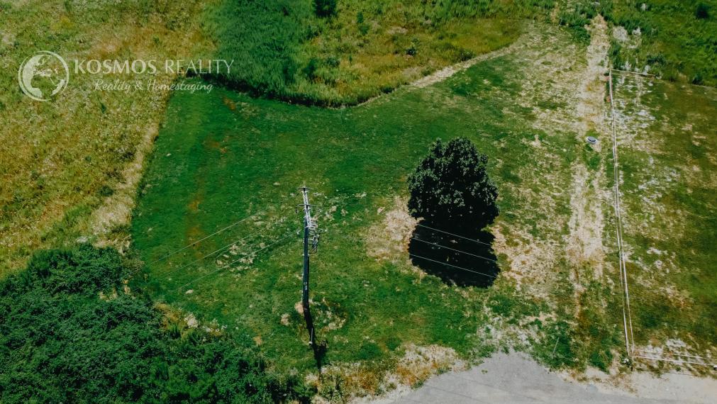 STAVEBNÝ POZEMOK - LORINĆÍK