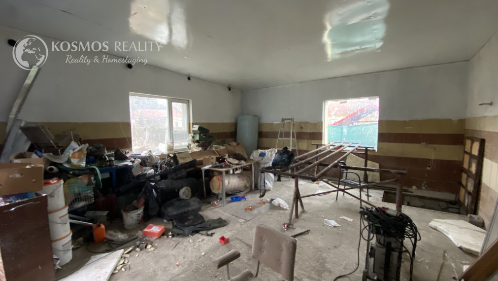 PREDAJ Dom v štádiu rekonštrukcie Encs, Maďarsko