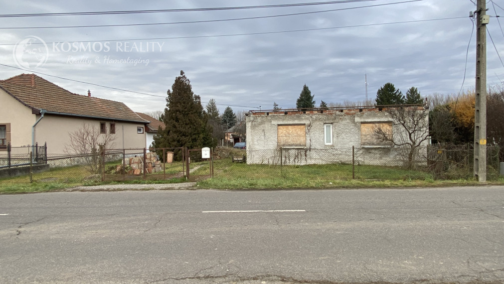 PREDAJ Dom v štádiu rekonštrukcie Encs, Maďarsko