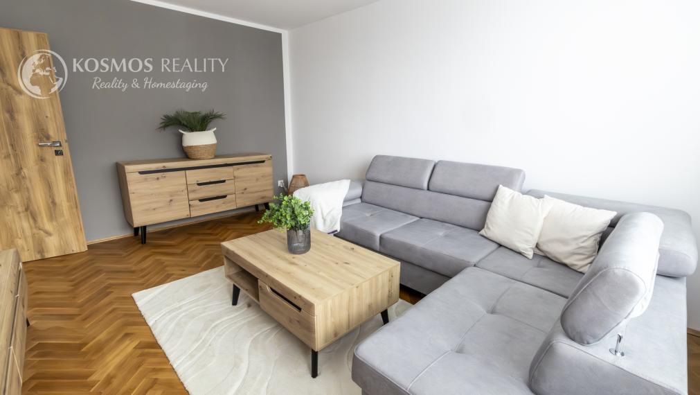 Na PREDAJ 2i byt po komplet rekonštrukcii Azovská ul.Jazero