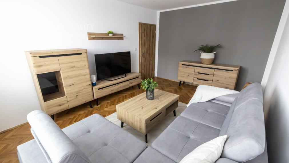 Na PREDAJ 2i byt po komplet rekonštrukcii Azovská ul.Jazero