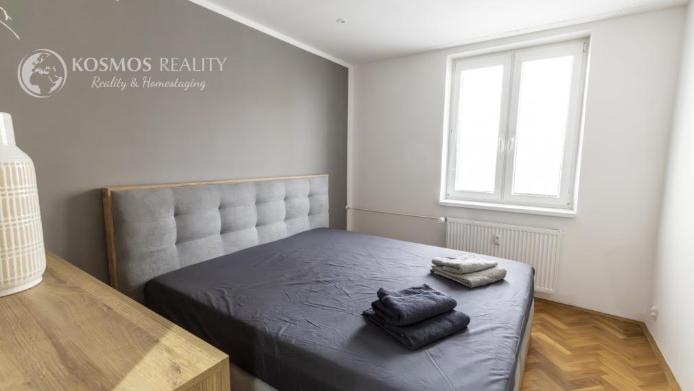 Na PREDAJ 2i byt po komplet rekonštrukcii Azovská ul.Jazero