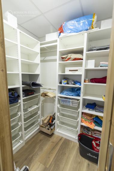 Na PREDAJ 2i byt po komplet rekonštrukcii Azovská ul.Jazero