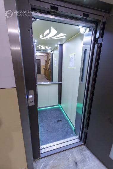 Na PREDAJ 2i byt po komplet rekonštrukcii Azovská ul.Jazero