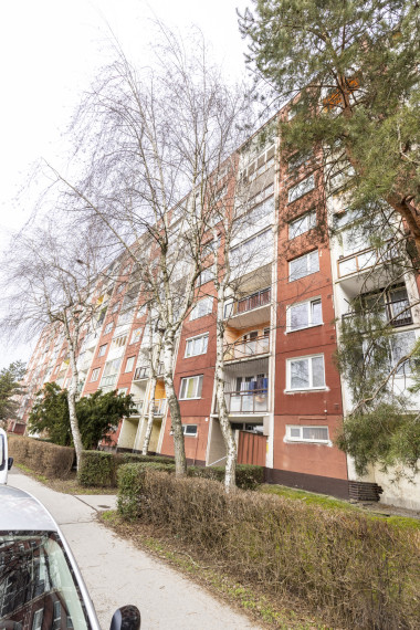 Na prenájom 1 izbový byt, Bukureštská, 35m2, Košice