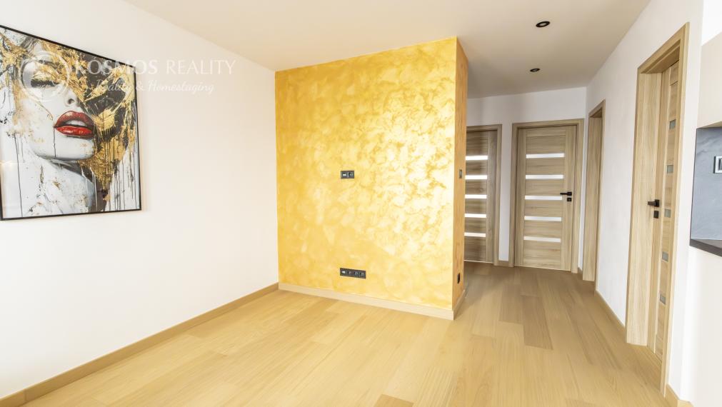 PREDÁM novozrekonštruovaný 3i byt Jazero, ČIngovská ul