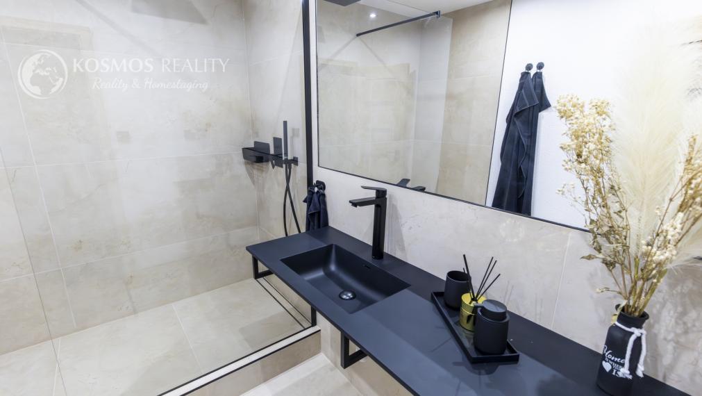 PREDÁM novozrekonštruovaný 3i byt Jazero, ČIngovská ul