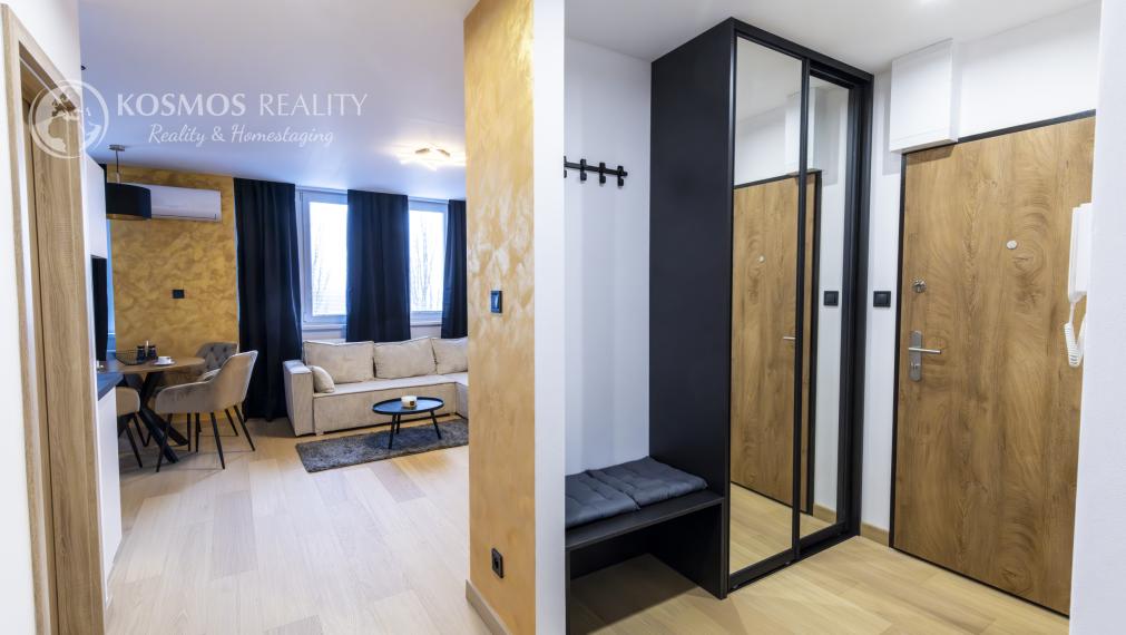 PREDÁM novozrekonštruovaný 3i byt Jazero, ČIngovská ul