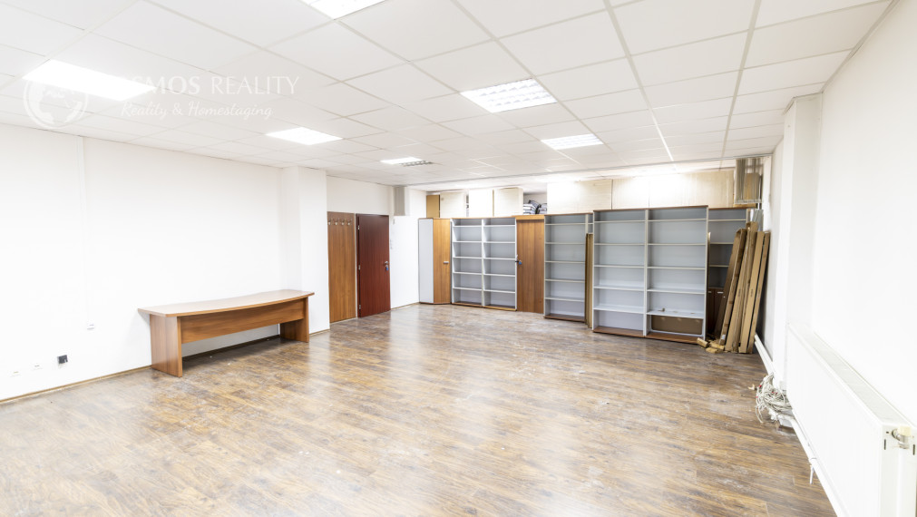 Kancelársky priestor s parkovaním, 73,5m2, Južná Trieda