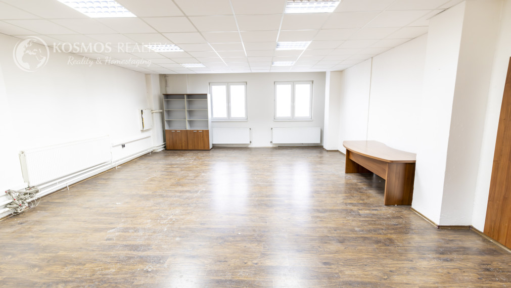 Kancelársky priestor s parkovaním, 73,5m2, Južná Trieda