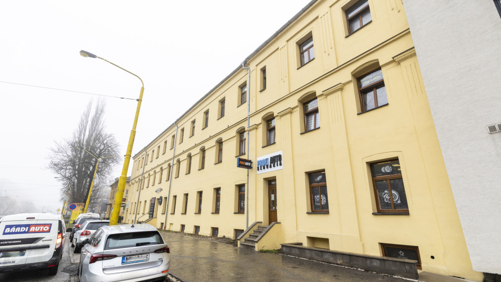 Kancelársky priestor s parkovaním, 73,5m2, Južná Trieda