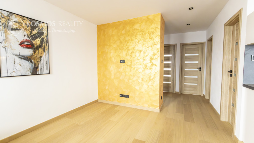 PREDÁM novozrekonštruovaný 3i byt Jazero, Čingovská ulica