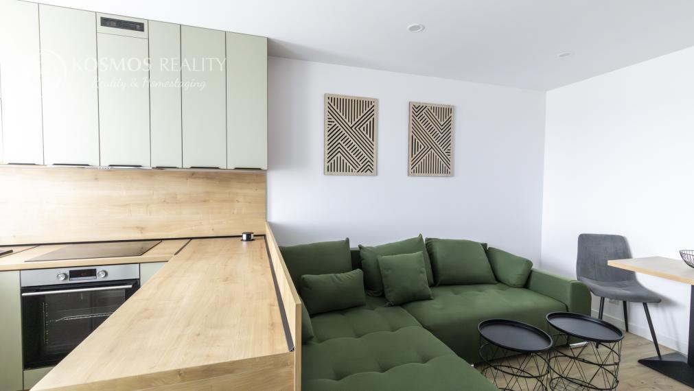 PREDÁM 1,5i byt NARCISOVA ul po komplet rek.