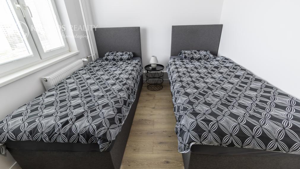 PREDÁM 1,5i byt NARCISOVA ul po komplet rek.