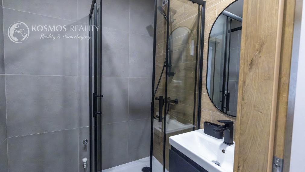 PREDÁM 1,5i byt NARCISOVA ul po komplet rek.