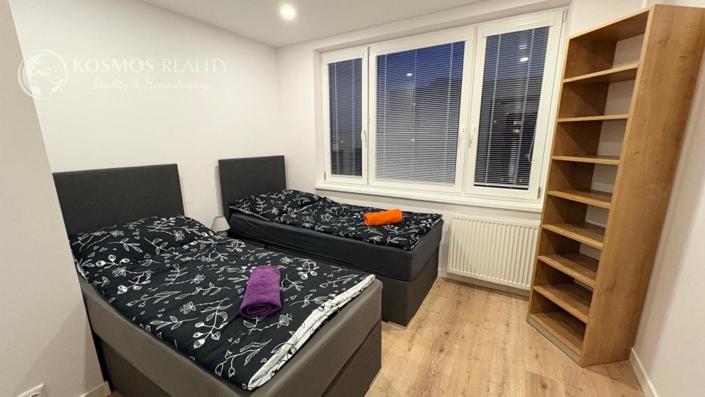 PREDÁM 1,5 byt po komplet. rek. na ul. Jantárová