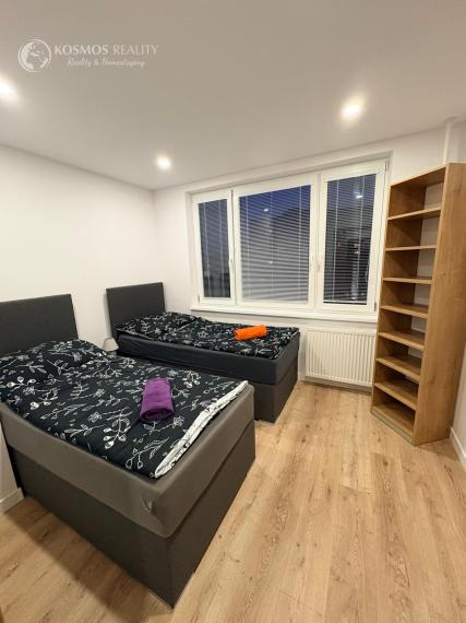 PREDÁM 1,5 byt po komplet. rek. na ul. Jantárová