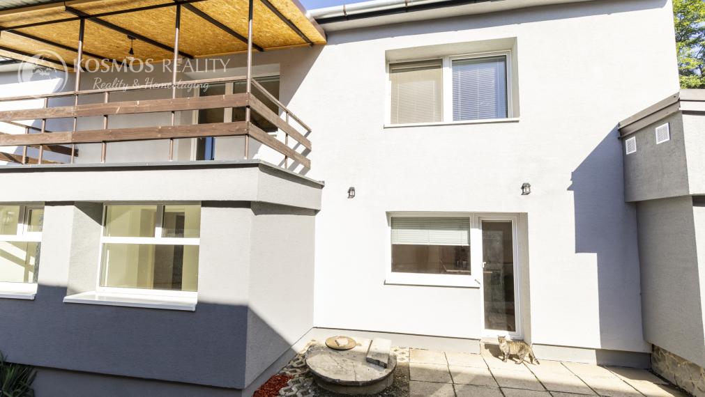 Rodinný dom s veľkým pozemkom v Nižnej Hutke//