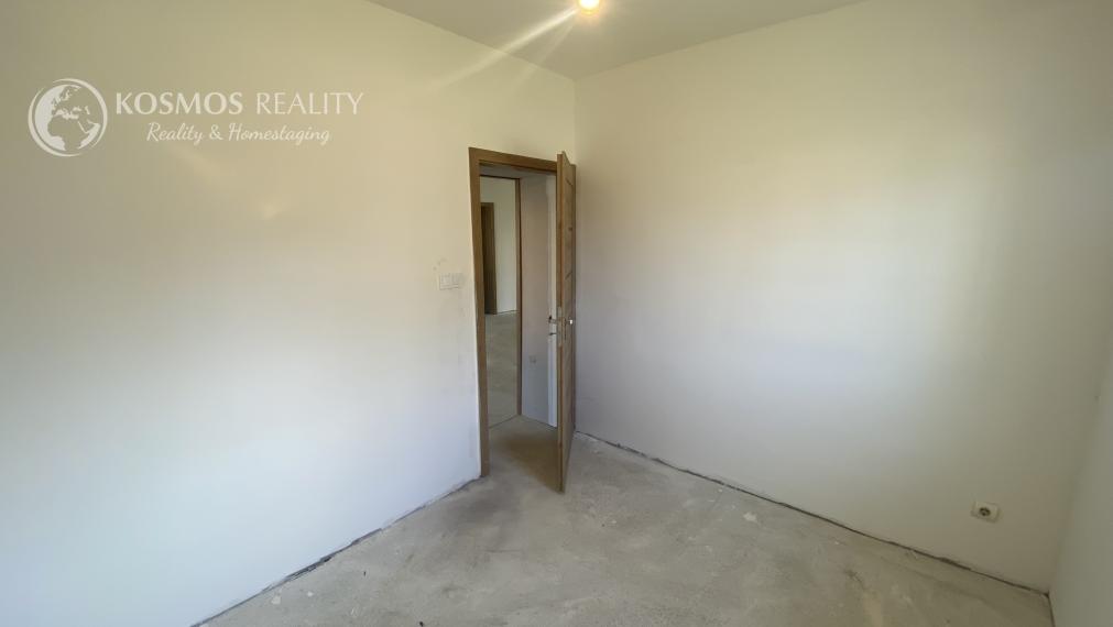 PREDAJ Dvojgeneračný rodinný dom Encs, Maďarsko