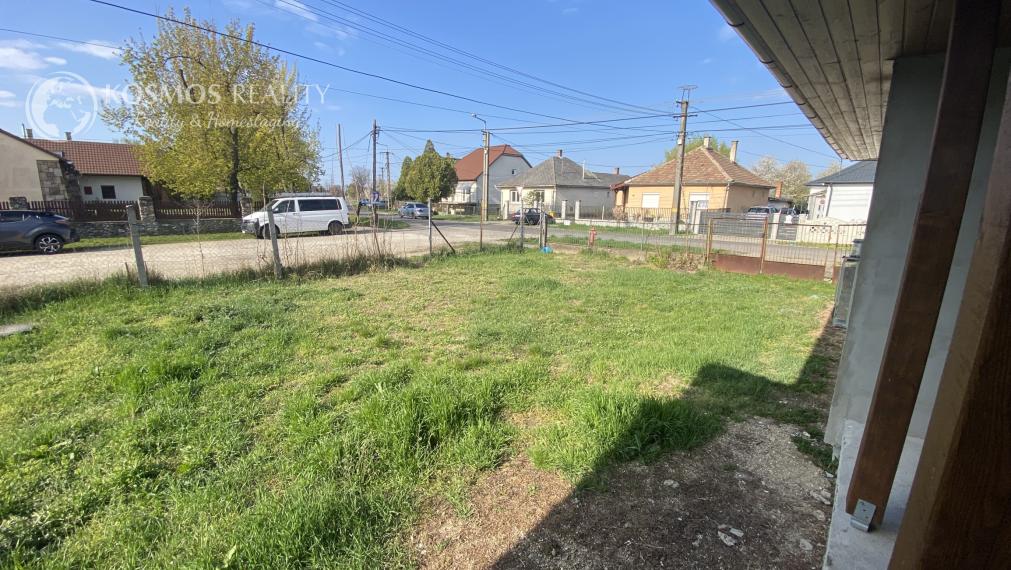 PREDAJ Dvojgeneračný rodinný dom Encs, Maďarsko