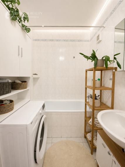 Na predaj 2 izbový, lodžia, 58m2, Jegorovovo nám., Košice
