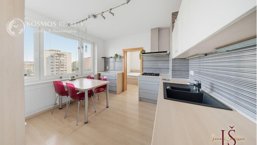 Priestranný 3-izbový byt s lodžiou, 75m2, KARPATSKÁ, Košice
