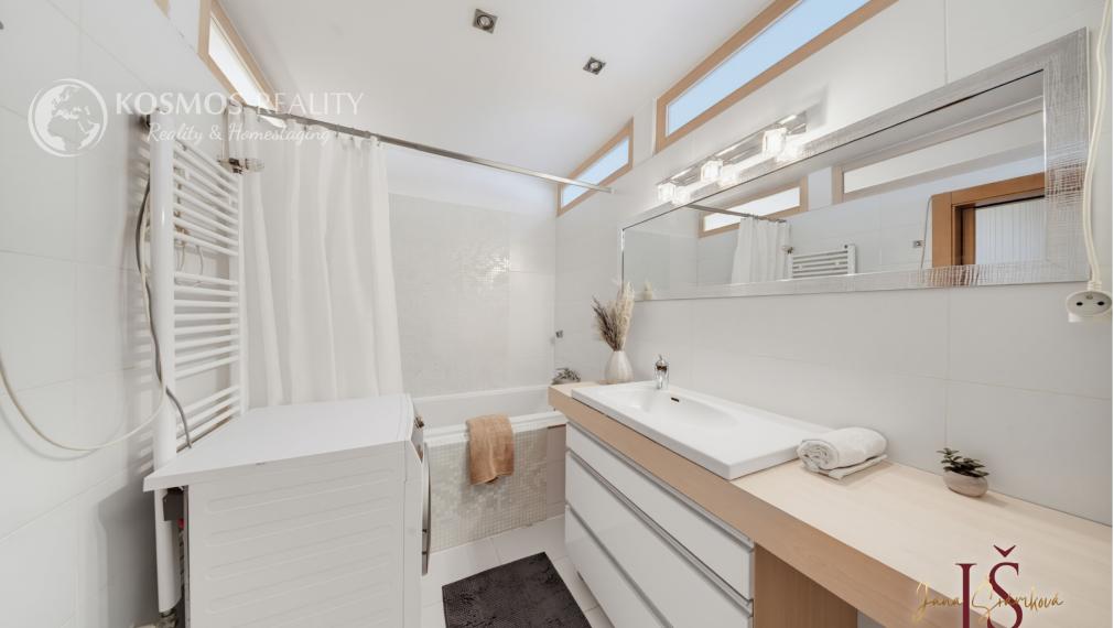Priestranný 3-izbový byt s lodžiou, 75m2, KARPATSKÁ, Košice
