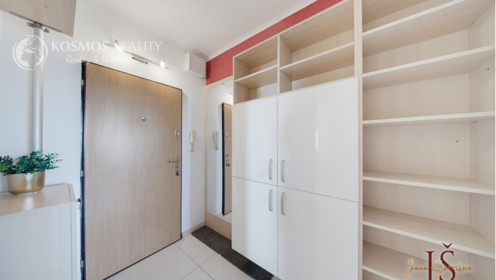 Priestranný 3-izbový byt s lodžiou, 75m2, KARPATSKÁ, Košice