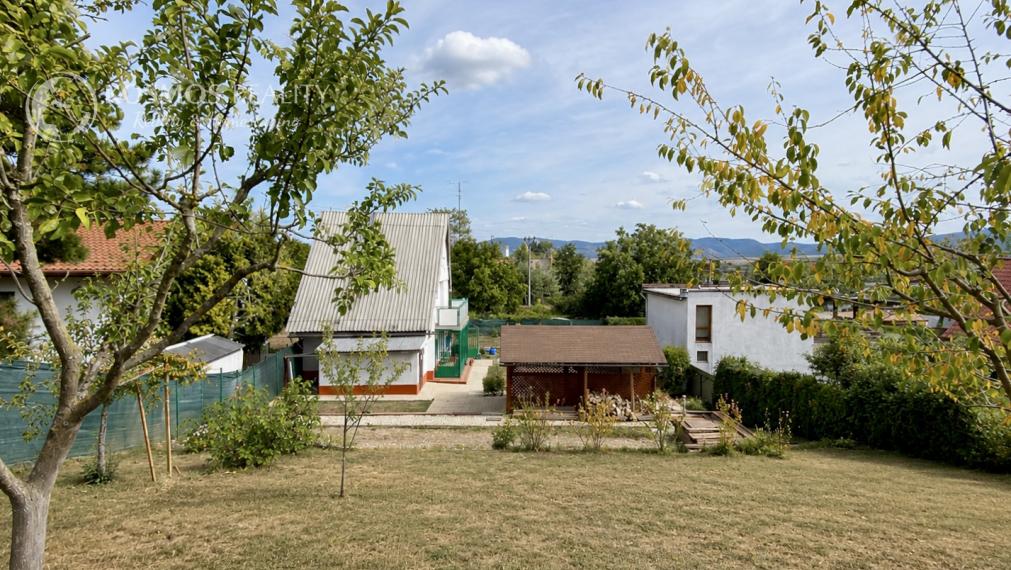 Celoročne obývateľná chata, Čaňa, 846m2