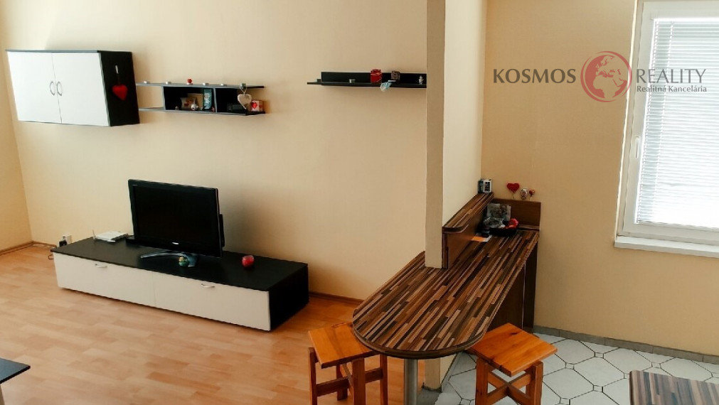 Na predaj 3-izbový byt na ulici Poľovnícka, Košice - Terasa